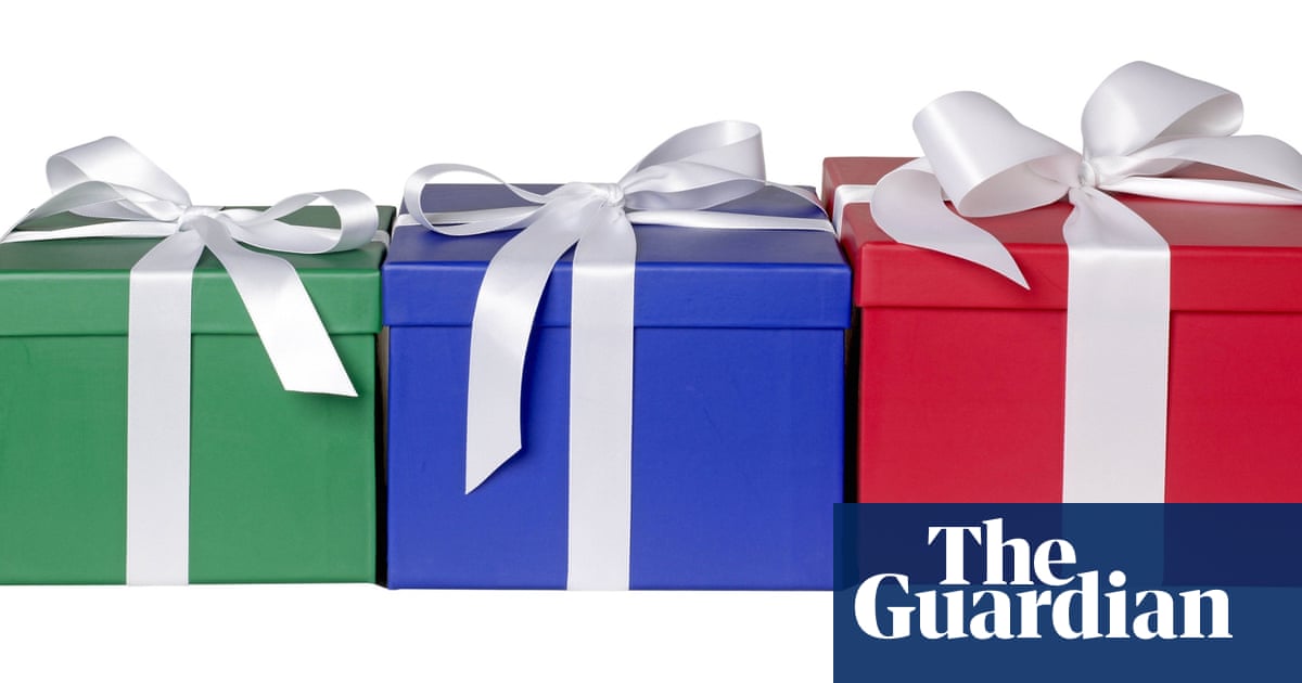 Christmas shopping online? you're not alone Ten of the best apps for doing your Christmas shopping | Apps | The