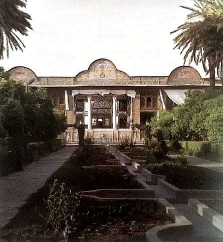 From A Breeze from the Gardens of Persia Catalogue, Meridian International, 2001 exhibit