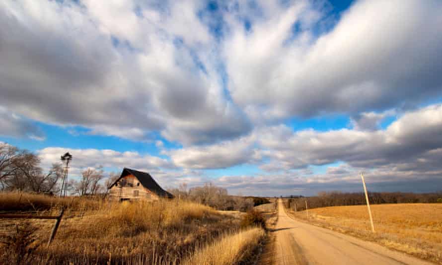 Drury depicts unremarkable territory, with scattered farmhouses