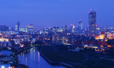 Manchester City Council approves four 'iconic' skyscrapers plan - BBC News