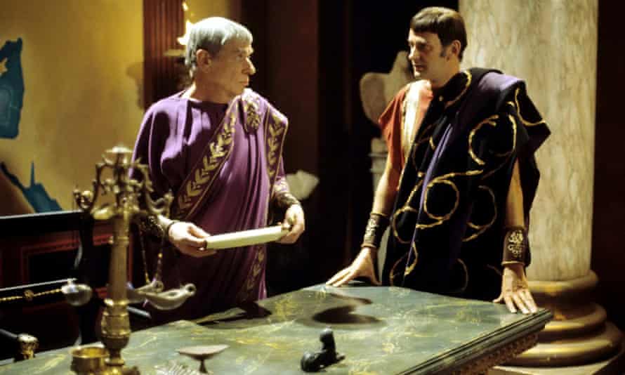 Barrie Ingham, right, as Sejanus with André Morell as Tiberius in the 1968 television series The Caesars.