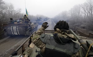 Tactical movements: a convoy of Ukrainian forces drives towards Debaltseve, part of heavy troop concentrations around the city. 