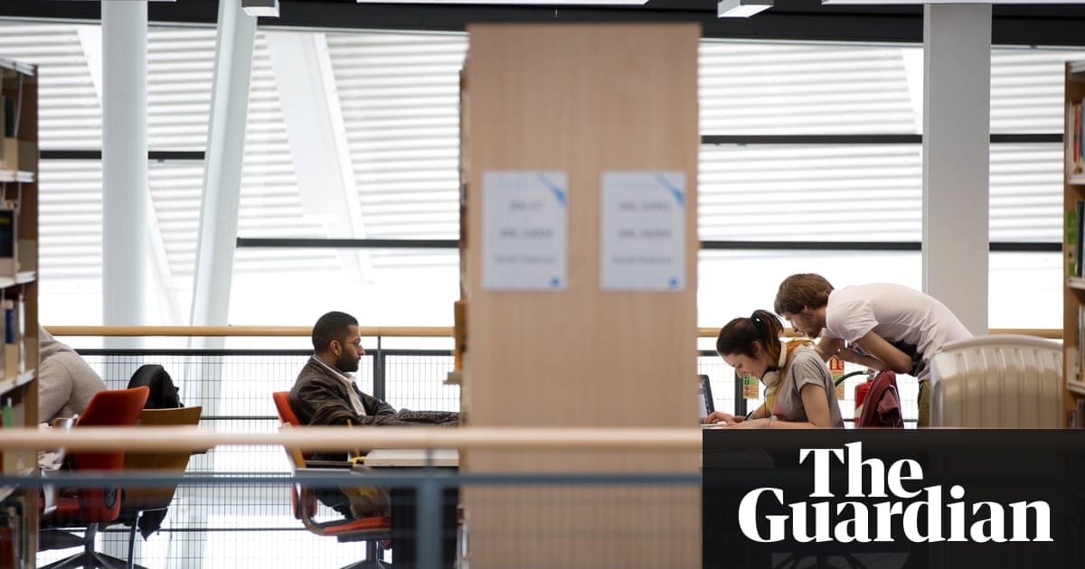 Disengaged and overwhelmed why do second year students underperform higher education network the guardian Disengaged and overwhelmed why do second year students underperform higher education network the guardian