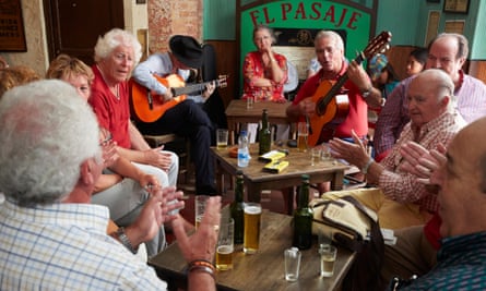 El Pasaje is a great bar in which to hear top quality flamenco.