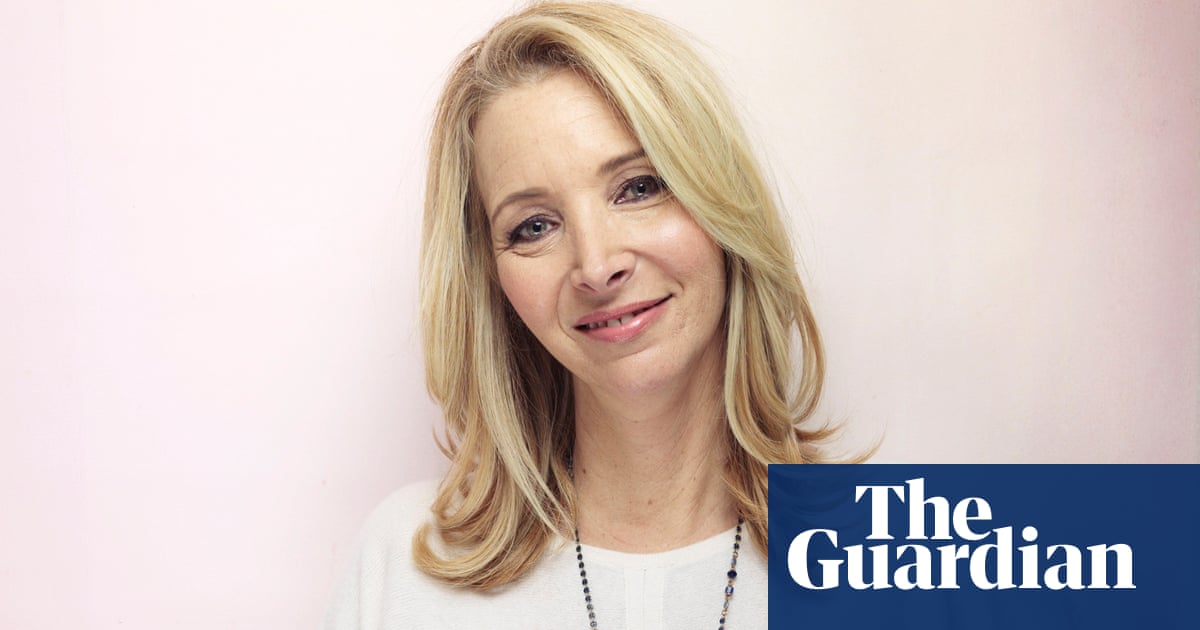 Lisa Kudrow On Friends Phoebe And Why Women In Hollywood Should Demand More Lisa Kudrow The Guardian Lisa Kudrow On Friends Phoebe And Why Women In Hollywood Should Demand More Lisa Kudrow The Guardian