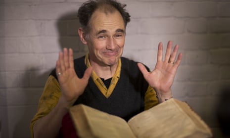 The actor Mark Rylance with a newly discovered first folio of Shakespeare’s plays at London’s Globe theatre, where he was the first artistic director.