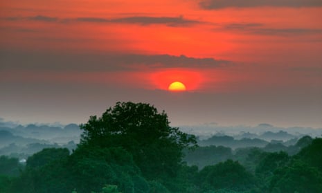 Sunrise over the Amazon Rainforest, where Natura sources ingredients for its cosmetics and toiletries.