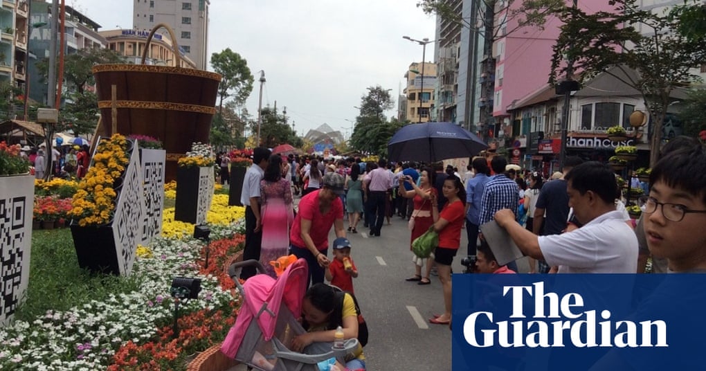 Snake sales rocket in chinese new year Chinese New Year's celebrations: your photos and experiences | Life and