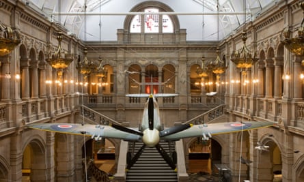 A second world war Spitfire is now on display at the Kelvingrove art gallery.
