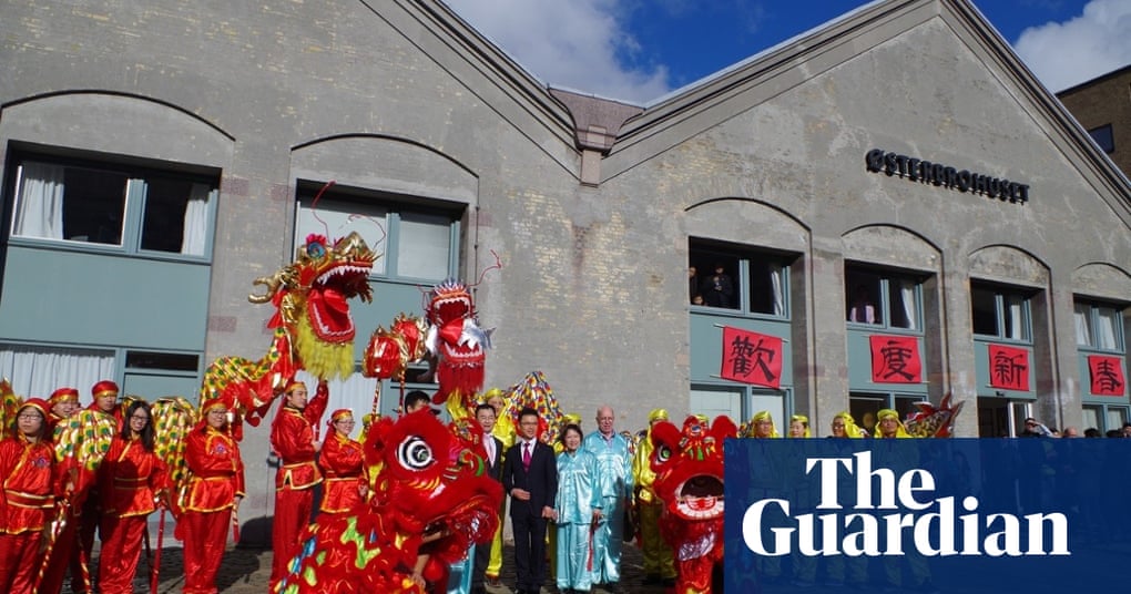 Some differences between chinese new year traditions and ours Chinese New Year's celebrations: your photos and experiences | Life and