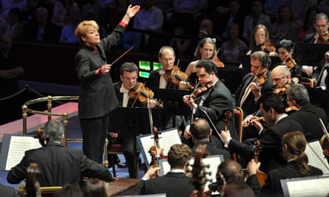 Marin Alsop conducting at the BBC Proms in 2012