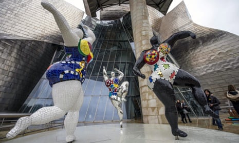 Sculptures by Niki de Saint Phalle at the entrance to the Guggenheim, Bilbao.