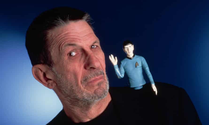 'Live long and prosper:' Star Trek fans say goodbye to Leonard Nimoy