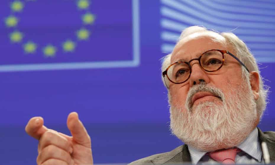 EU climate commissioner, Miguel Arias Canete: 'If we have an ongoing process you can not say it is a failure if the mitigration commitments do not reach 2C'.