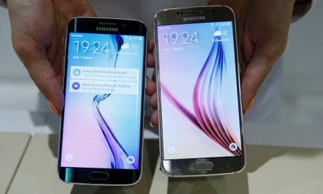 Samsung Galaxy S6 edge and Galaxy S6 smartphones