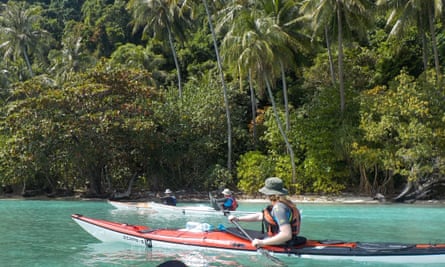 Sea kayaking Thailand
