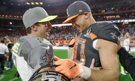 Fans still debating final spot of Packers' Jimmy Graham vs. Seahawks