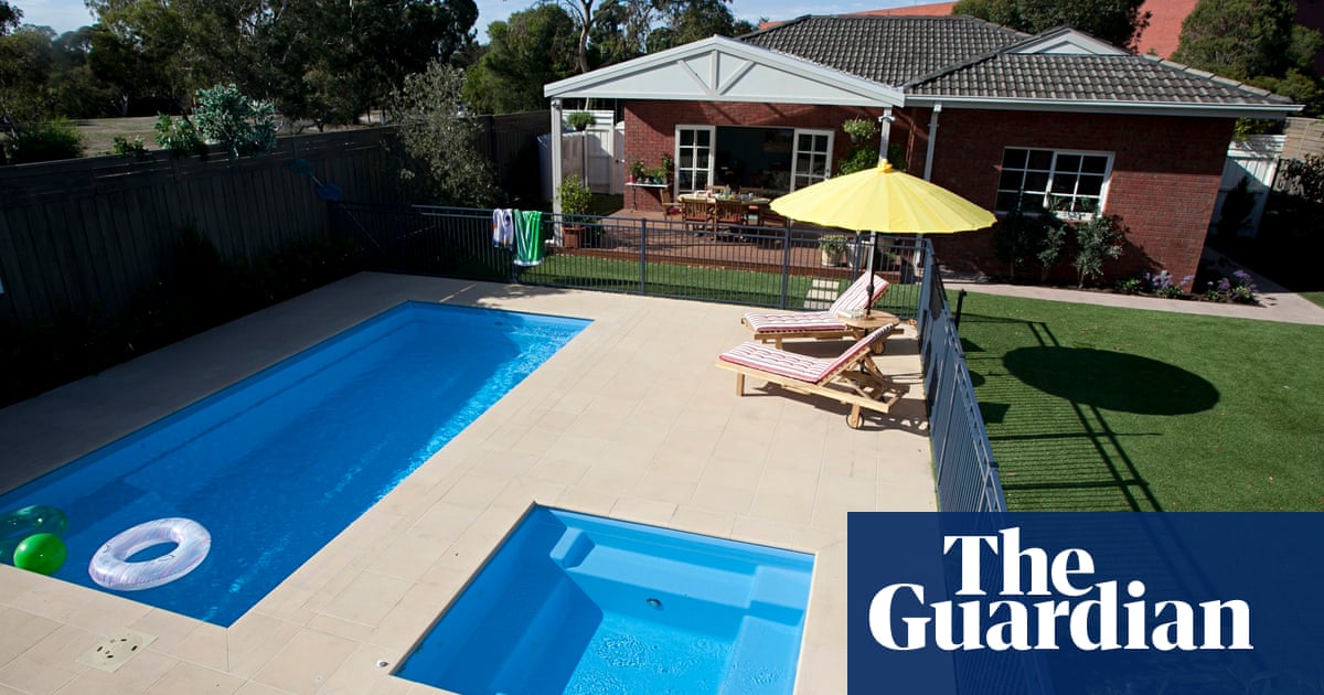 Raised On Ramsay St Neighbours At 30 Television Radio The