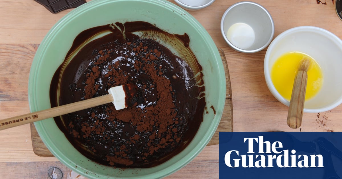 Lust In Translation Henry Dimbleby S Moelleux Au Chocolat Recipe Food The Guardian Lust In Translation Henry Dimbleby S Moelleux Au Chocolat Recipe Food The Guardian