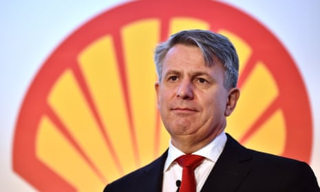 Ben van Beurden, CEO of Royal Dutch Shell, has become the second-highest paid boss in the FTSE 100.