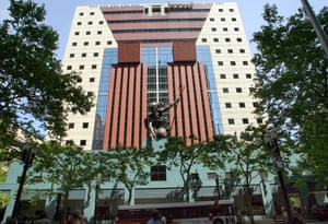2006 The Portland Building in downtown Portland. Michael Graves' building, with its distinctive block-like design and square windows, has become an icon of postmodern architecture