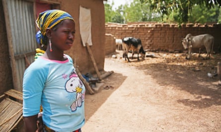 Fatoumata Djarra, 16, who lost her son two weeks after he was born, outside her house in the village of Diatoula, 15km outside of Bamako, Mali. (WaterAid/Tara Todras-Whitehill)