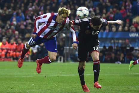 Atletico Madrid's Fernando Torres goes close.