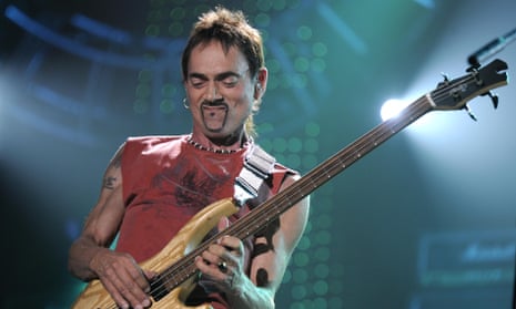 Free bassist Andy Fraser dies, aged 62 | Pop and rock | The Guardian