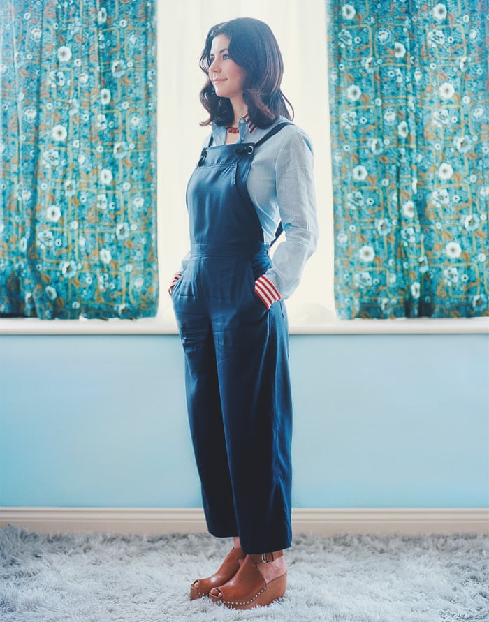 how to dress 70s with normal clothes Tips on how to dress