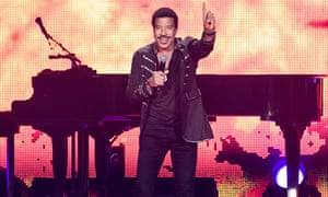 Lionel Richie Review Hits And Hilarity All Night Long