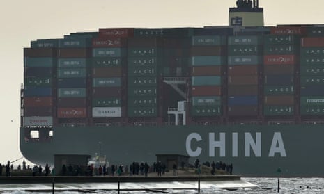 CSCL Globe container ship docking Felixstowe