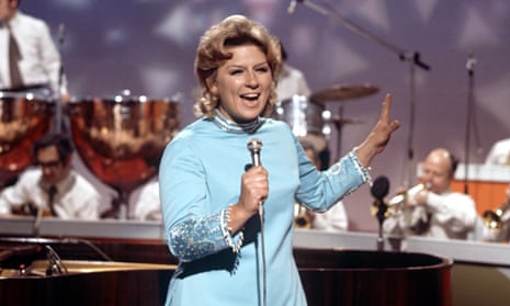 Jackie Trent in 1971.
