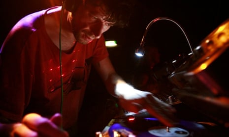 JG Wilkes (Optimo) deep in concentration behind the decks