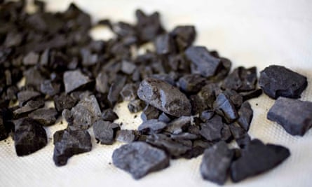 Marcellus shale drill cuttings sit on a desk on an  Alta Resources LLC drill site in Montrose, Pennsylvania, U.S.