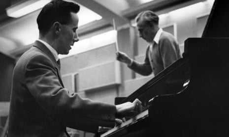 Peter Katin on the piano with the conductor Rudolf Schwarz in London in 1959