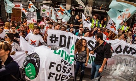 Campaigners calling on King's College London to divest from fossil fuels
