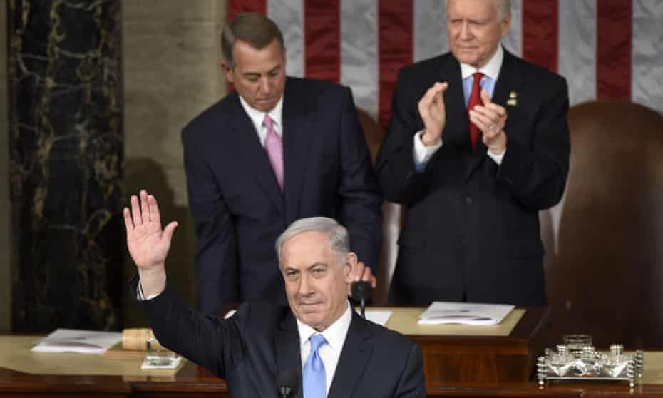 Benjamin Netanyahu in the US congress waves to his audience
