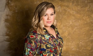 Kelly Clarkson pop star