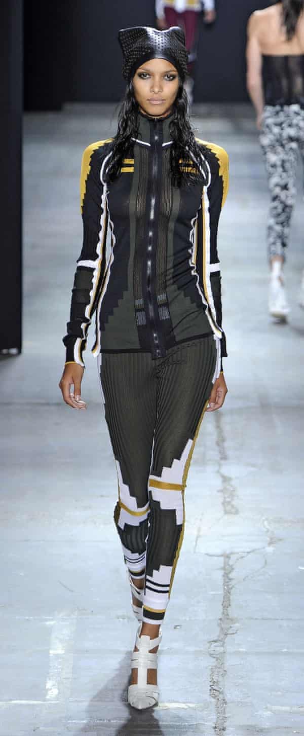 Sportswear fashion best sale