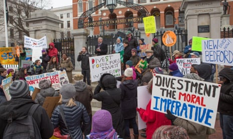 What is fossil fuel divestment? | Fossil fuel divestment | The Guardian