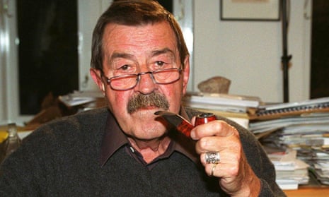 Günter Grass with pipe