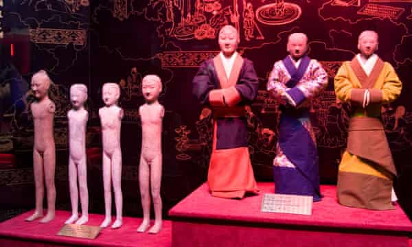 Terracotta figures at Han Yang Ling Museum.