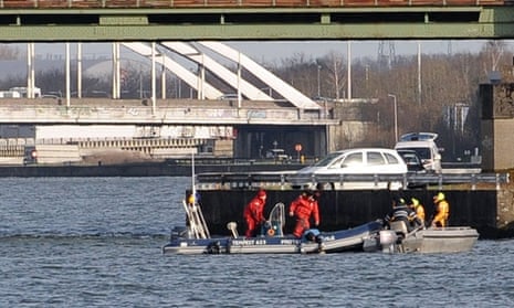 Rescue workers operating in the Albert Canal in Hasselt