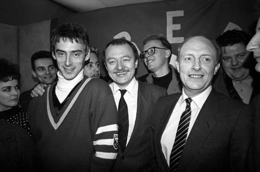 Paul Weller with GLC leader Ken Livingstone and Labour leader Neil Kinnock at the launch of Red Wedge in 1985.