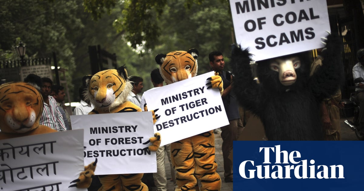 Government attempts to muzzle Greenpeace India are 'illegitimate' and 'repressive' - open letter - T