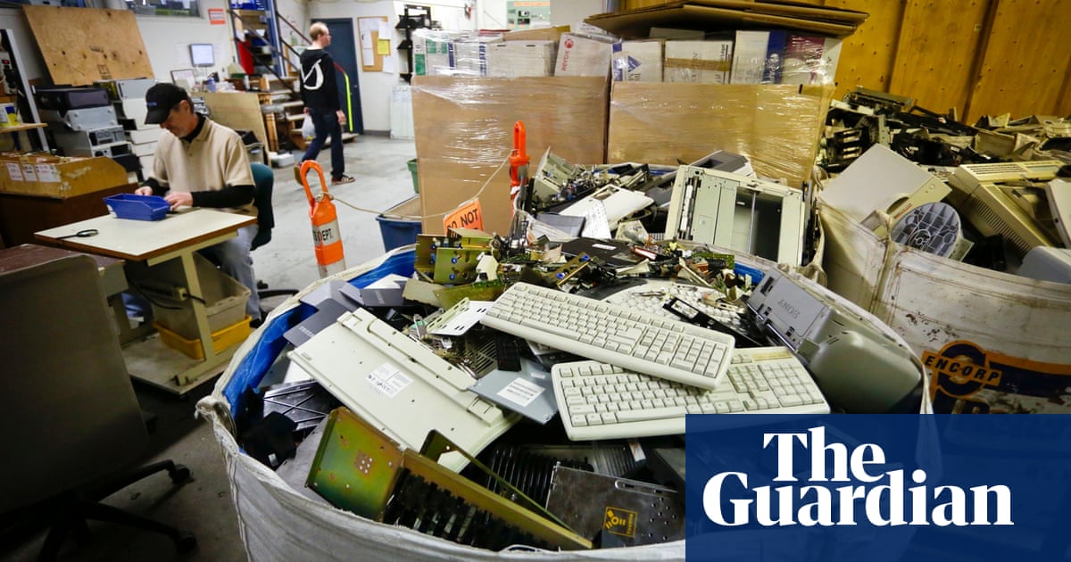 Dell makes computer industry's first recycled computer | Guardian  sustainable business | The Guardian