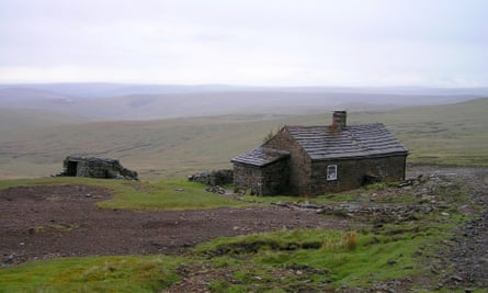 Greg's Hut Bothy, Cross Fell, Pennine Way