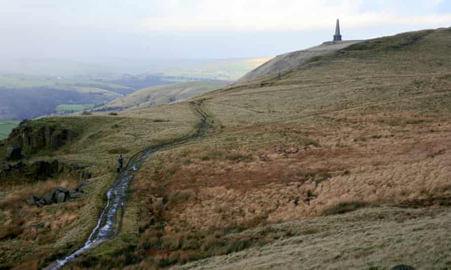 The 400-metre Stoodley Pike and the Battle of Waterloo monument.
