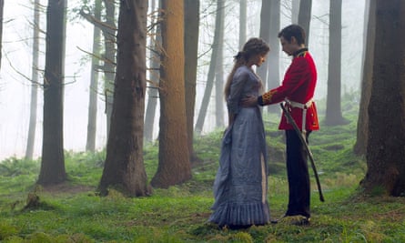 Carey Mulligan and Tom Sturridge in Far from the Madding Crowd.