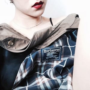 It's @fash_rev Fashion revolution Day ! Ask #whomademyclothes to find out who made your clothes, who sew them together and where the fabric from. #fashionrevolutionday #fashrev @getredressed #burberry #jjings #ootd #selfie #fashion #revolution
